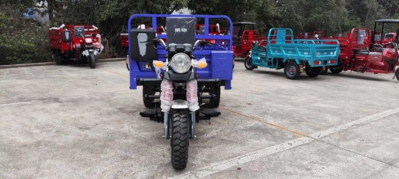 151 200cc Capacidad de 3 ruedas Motor de gasolina motorizado Triciclos de carga de gasolina para adultos