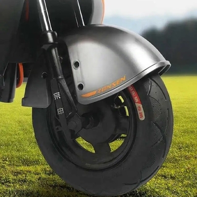 Triciclos eléctricos de tres ruedas con asiento del pasajero Tiempo de carga h 3-5h Para el pasajero